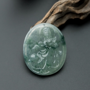 糯冰种飘花翡翠观音吊坠