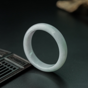 52.9mm糯种翡翠平安镯