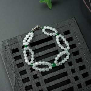 糯冰种翡翠手链