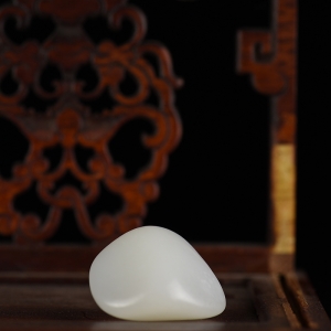 籽料和田羊脂白原籽