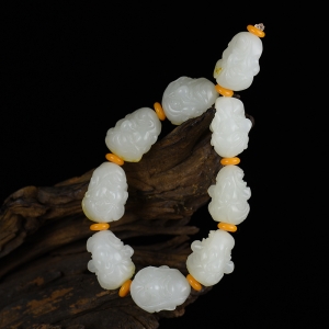 籽料和田白玉十八罗汉手串