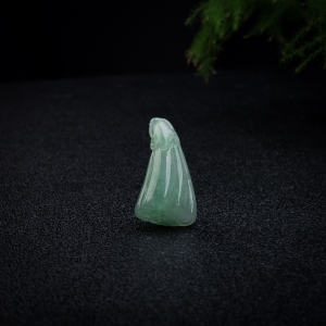 糯冰种飘翠翡翠多子多福吊坠