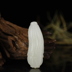 籽料和田白玉百财吊坠