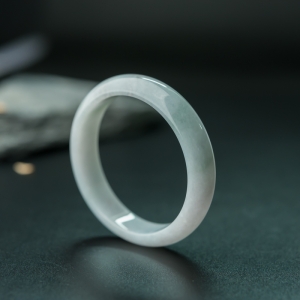 57.3mm糯种飘翠翡翠平安镯