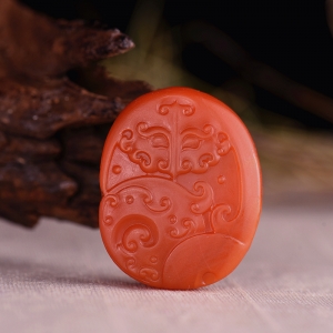 柿子红南红龙之守护吊坠