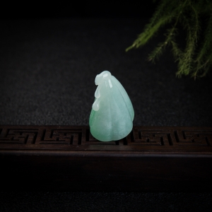 糯种飘翠翡翠多子多福吊坠