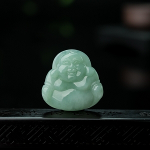 糯种浅绿翡翠弥勒佛吊坠
