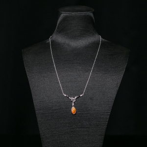 银镶彩斑螺项链