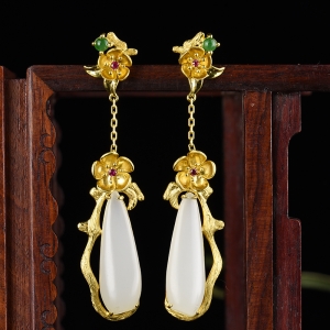 18k金镶籽料和田白玉耳坠