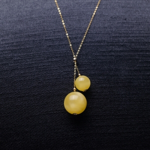 18K鸡油黄蜜蜡圆珠项链