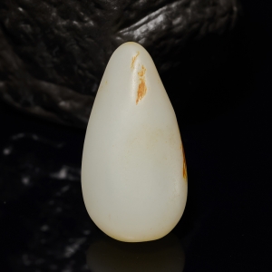 山料和田羊脂白玉随型吊坠