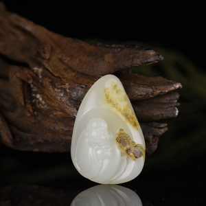 籽料和田白玉佛引福来吊坠