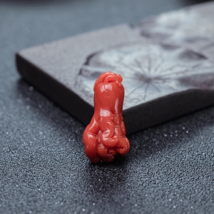 沙丁珊瑚佛手吊坠