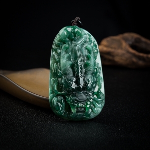 糯冰种飘花翡翠望子成龙吊坠
