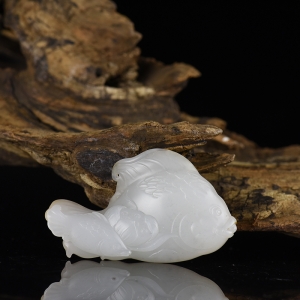 籽料和田白玉年年有余吊坠