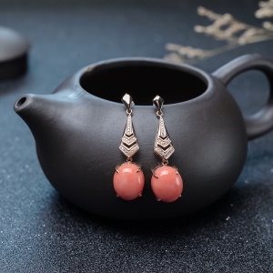 18K深水珊瑚耳坠