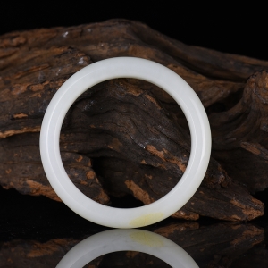 53.0mm籽料和田白玉扁镯