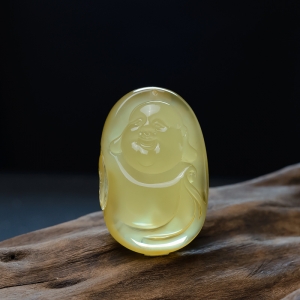 鸡油黄蜜蜡佛吊坠