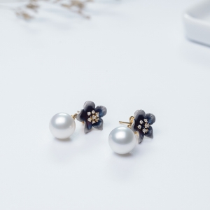 18K海水白色珍珠耳坠