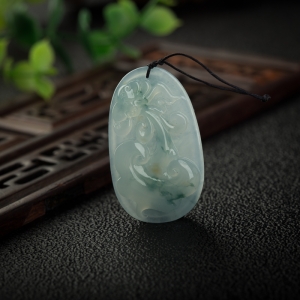 糯冰种飘花翡翠福寿如意吊坠