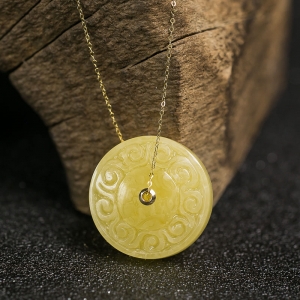 18K鸡油黄蜜蜡回纹项链