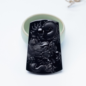 冰种墨翠龙牌吊坠