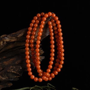 7.7mm樱桃红南红多圈手串