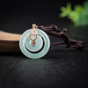 银镶糯冰种飘花翡翠子母扣吊坠