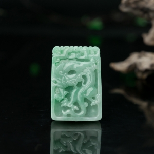 糯种浅绿翡翠龙凤吊坠