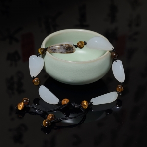 山料和田白玉随形单圈手串