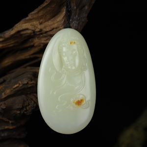 籽料和田白玉观音吊坠