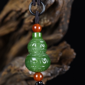 山料和田碧玉葫芦吊坠