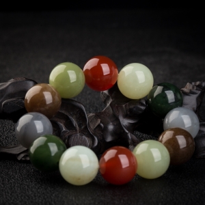 18mm和田玉多宝手串