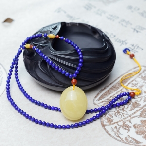 柠檬黄蜜蜡随形吊坠