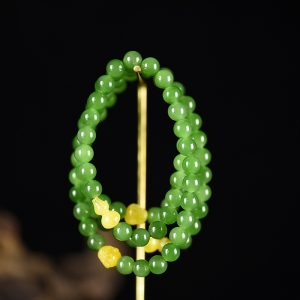 8.0mm山料和田碧玉多圈手串