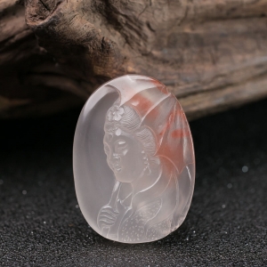 冰飘料南红美女吊坠