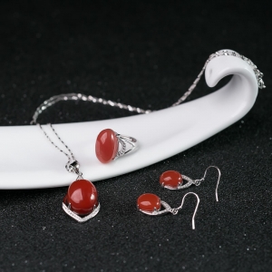 银镶南红套装（三件）