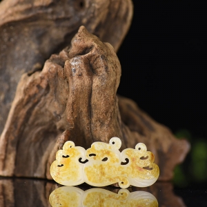 籽料和田白玉凤凰于飞吊坠