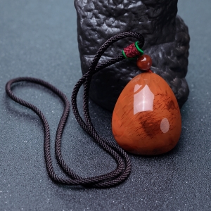 火焰红南红随形吊坠