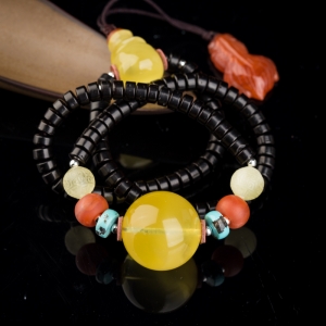 27.5mm金绞蜜圆珠项链