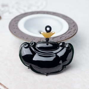 冰种墨翠如意吊坠