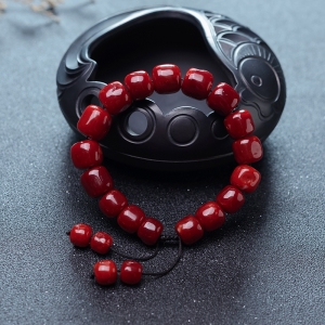 阿卡牛血红珊瑚桶珠单圈手串