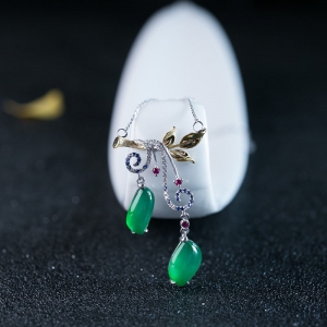 18K冰种翠色翡翠项链