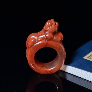 冰飘料南红貔貅指环