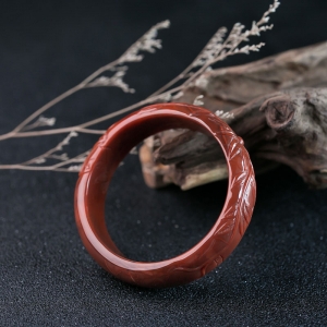 53mm柿子红南红平安镯