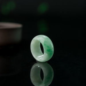 糯种飘翠翡翠指环