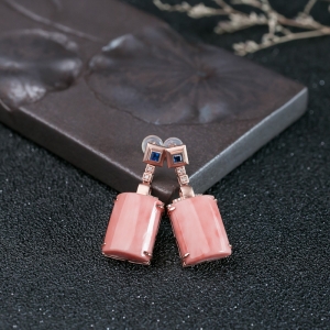 18K深水珊瑚耳坠