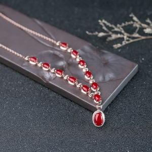 18K阿卡珊瑚项链