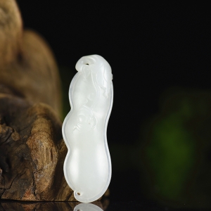 山料和田白玉福豆吊坠