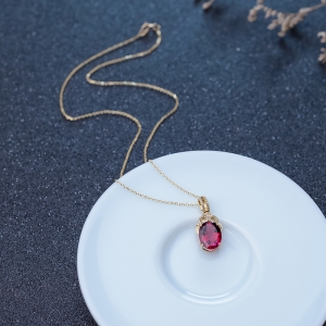 18K红色碧玺项链